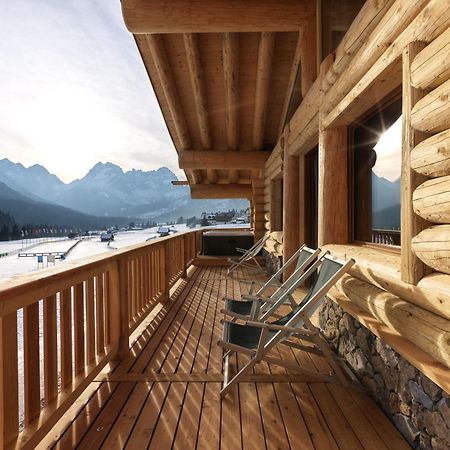 Hotel Haus Michaela Sappada Exteriör bild