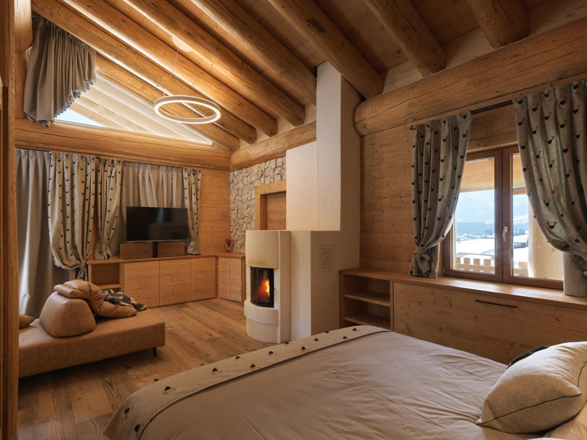 Hotel Haus Michaela Sappada Exteriör bild