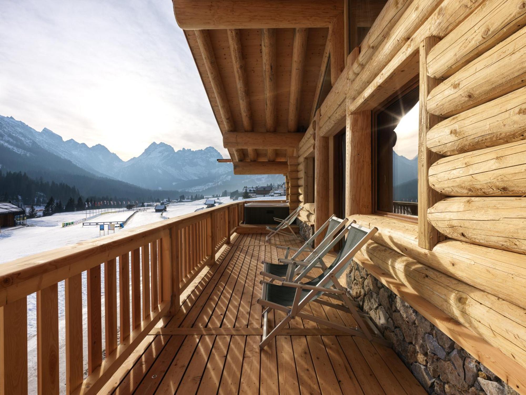 Hotel Haus Michaela Sappada Exteriör bild